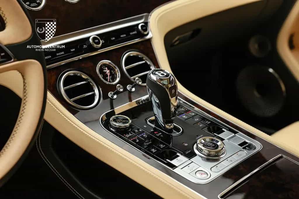 Bentley Continental GT W12 Mulliner/Touring/Rot.Display 07/2020-photo-39