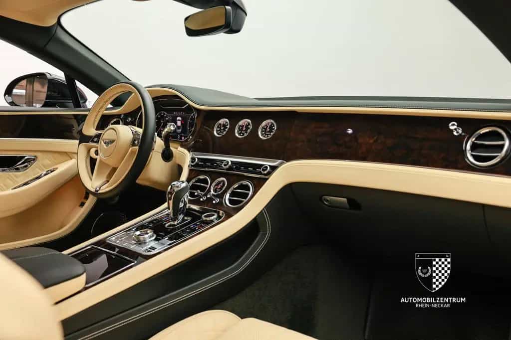 Bentley Continental GT W12 Mulliner/Touring/Rot.Display 07/2020-photo-40