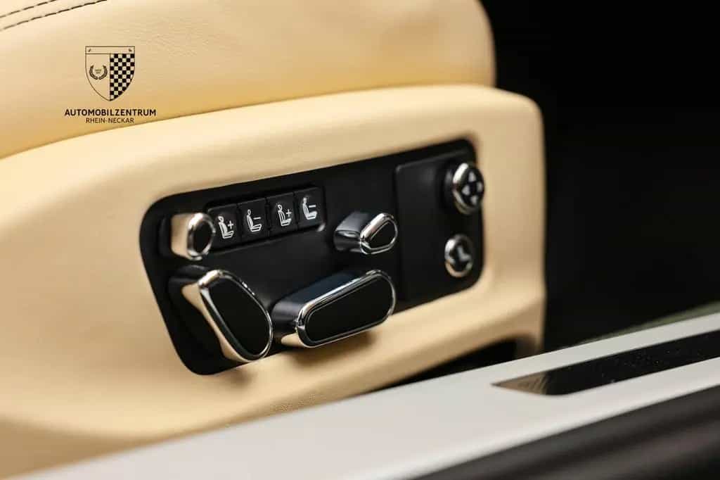 Bentley Continental GT W12 Mulliner/Touring/Rot.Display 07/2020-photo-44