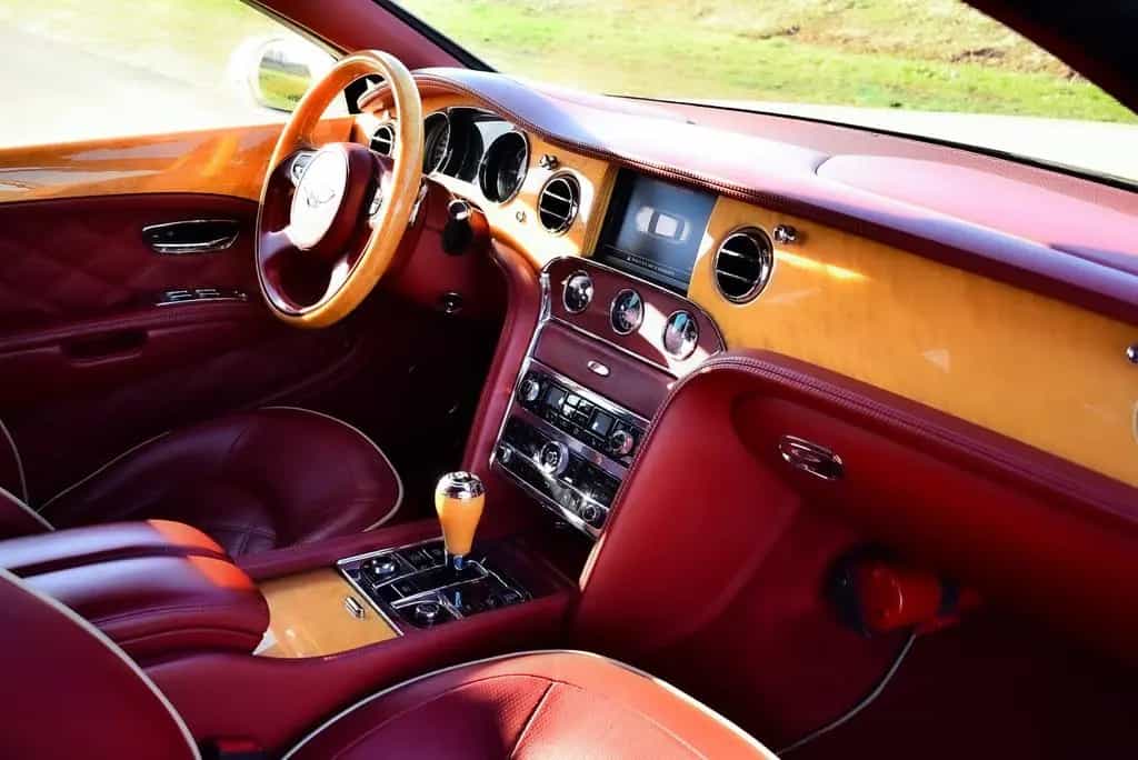 Bentley Mulsanne Speed 6.8 V8 €80.000 in options 04/2015-photo-12