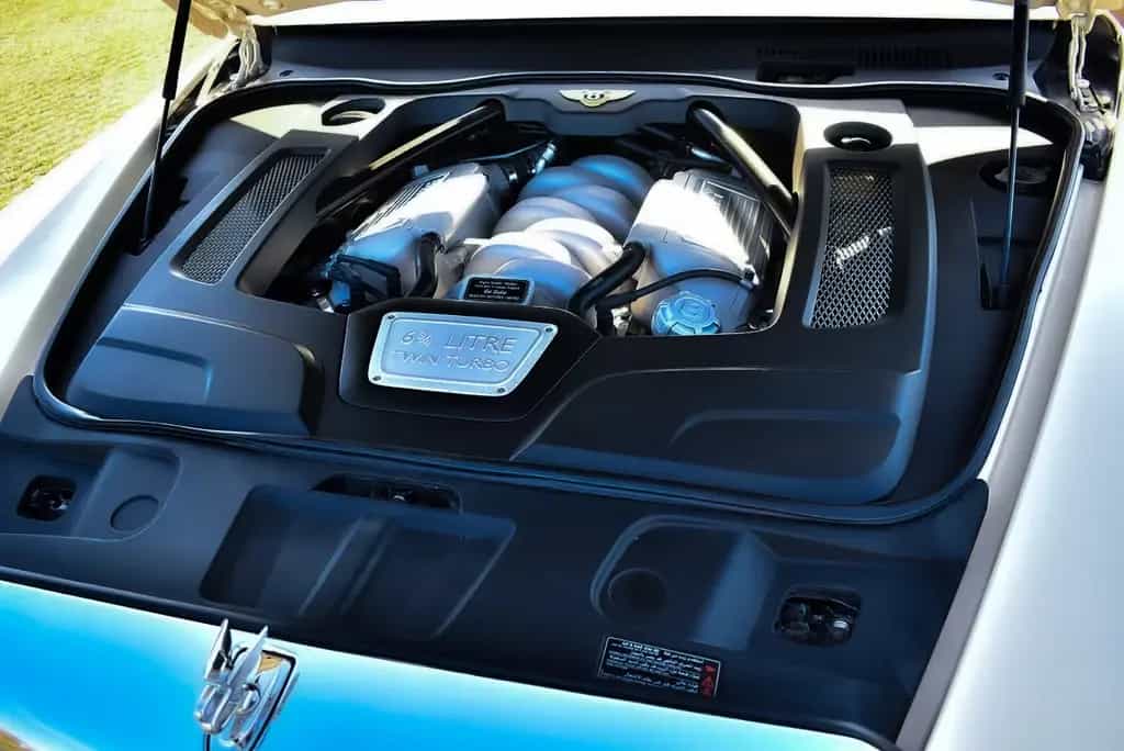 Bentley Mulsanne Speed 6.8 V8 €80.000 in options 04/2015-photo-21