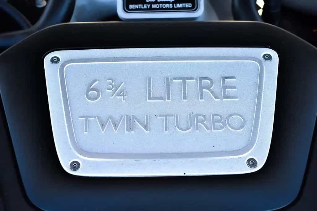 Bentley Mulsanne Speed 6.8 V8 €80.000 in options 04/2015-photo-22