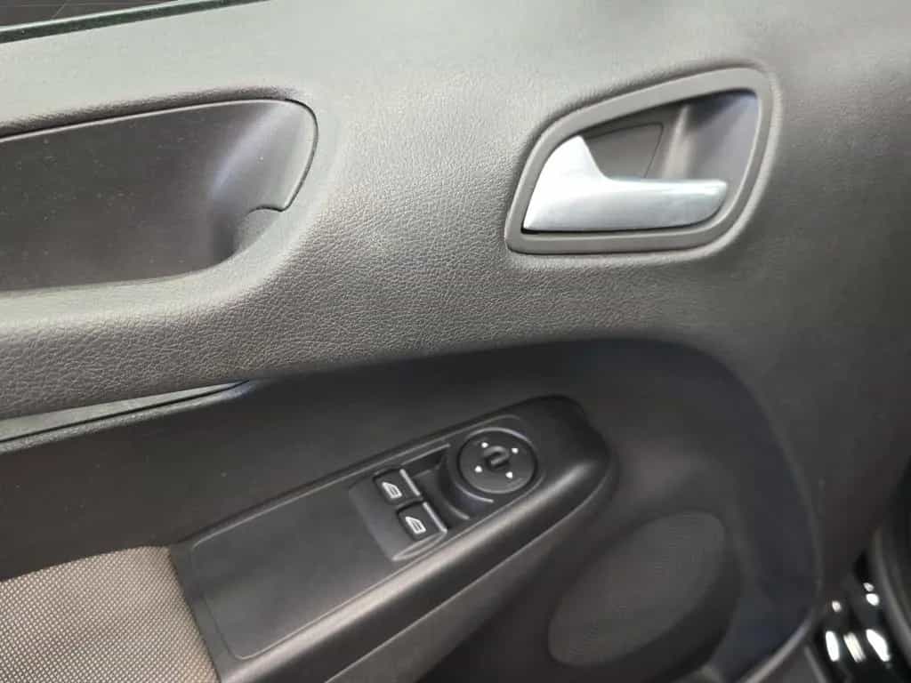 Ford Tourneo Courier Titanium Zahnriemen Service TÜV 08/2018-photo-10