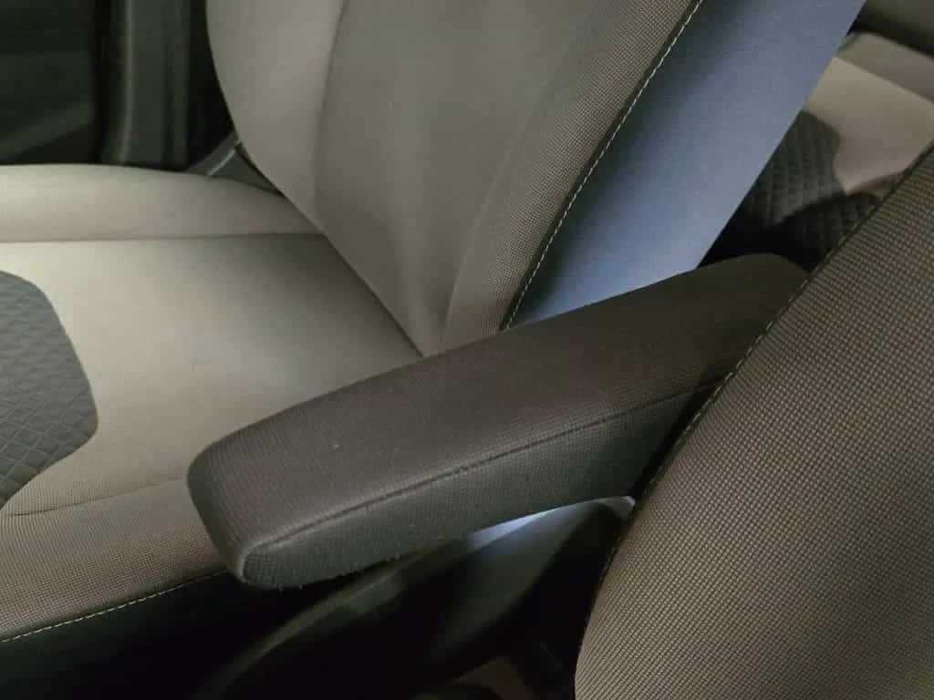 Ford Tourneo Courier Titanium Zahnriemen Service TÜV 08/2018-photo-16