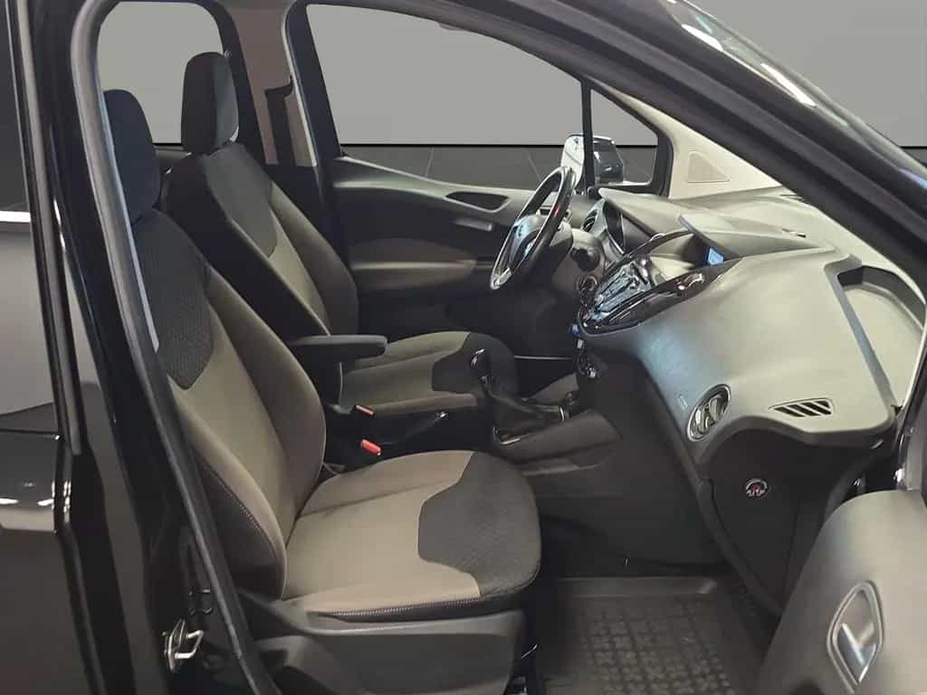 Ford Tourneo Courier Titanium Zahnriemen Service TÜV 08/2018-photo-22