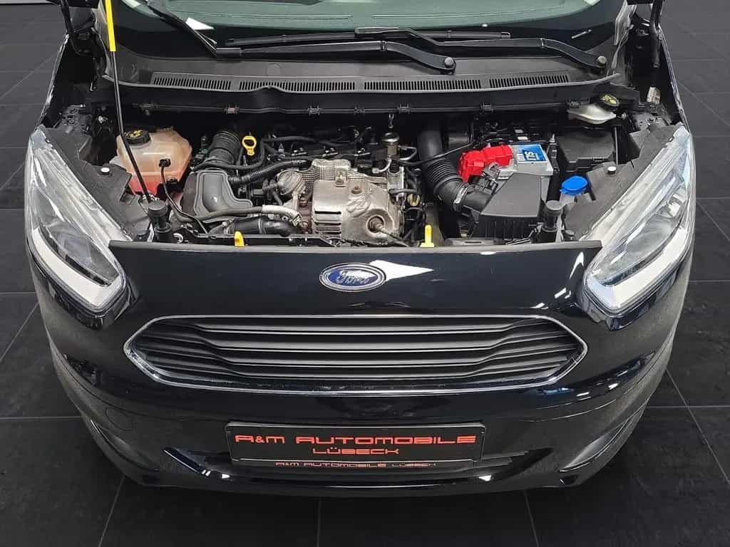 Ford Tourneo Courier Titanium Zahnriemen Service TÜV 08/2018-photo-24