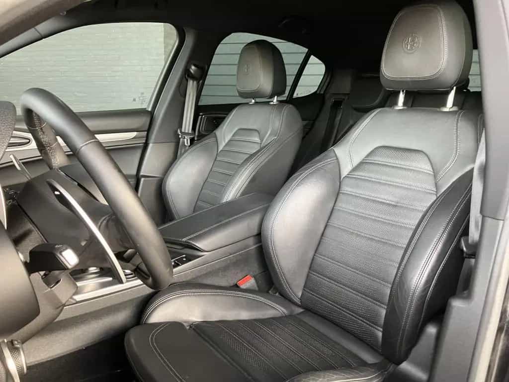 Alfa Romeo Stelvio 2.2d SUPER-XENON-LEDER-VOLL 08/2017-photo-3