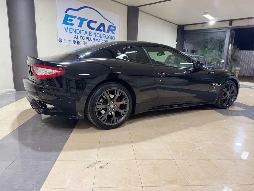 Maserati Granturismo 4.7 V8 Sport Aut. 12/2012-photo-2