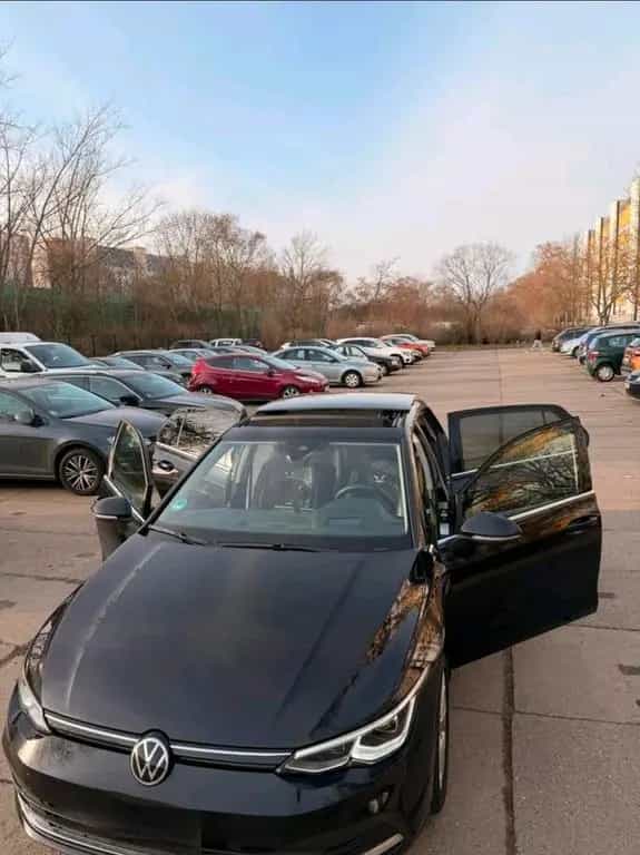 Volkswagen Golf VIII Style 1,5 TSI 12/2019-photo-2