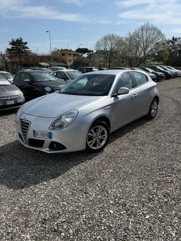 Alfa Romeo Giulietta 1.6 JTDm-2 105 CV Distincti 04/2011-photo-13