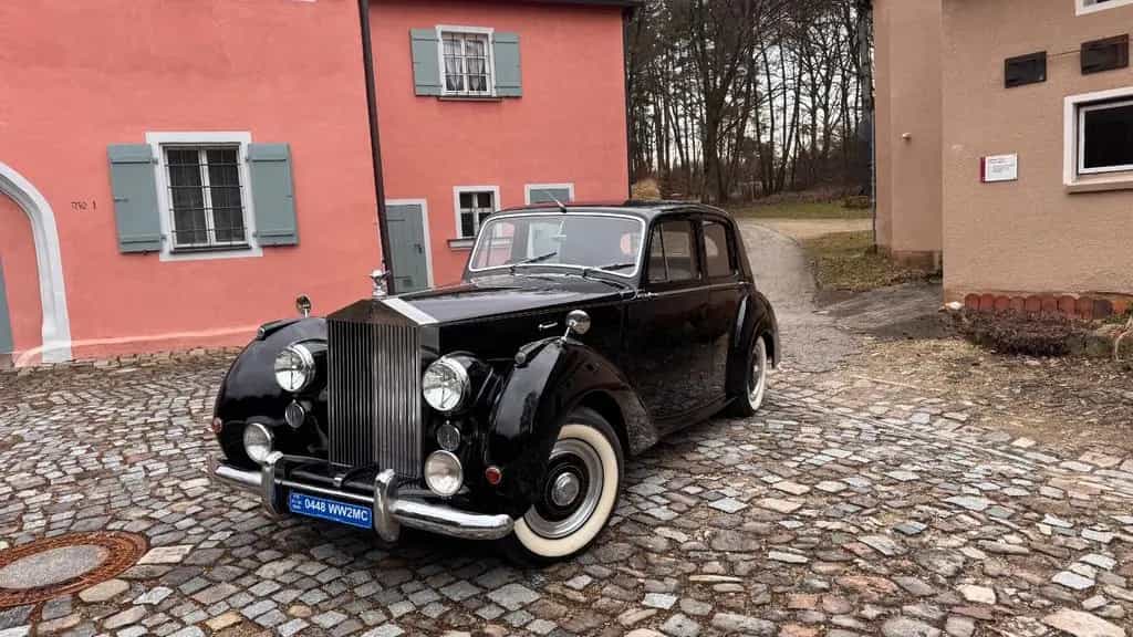 Rolls-Royce Silver Dawn 07/1954-photo-1