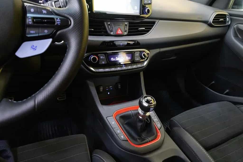 Hyundai i30 N Performance*KAM*KLAPPE*K&W*19"BORBET*1.HD 06/2019-photo-31