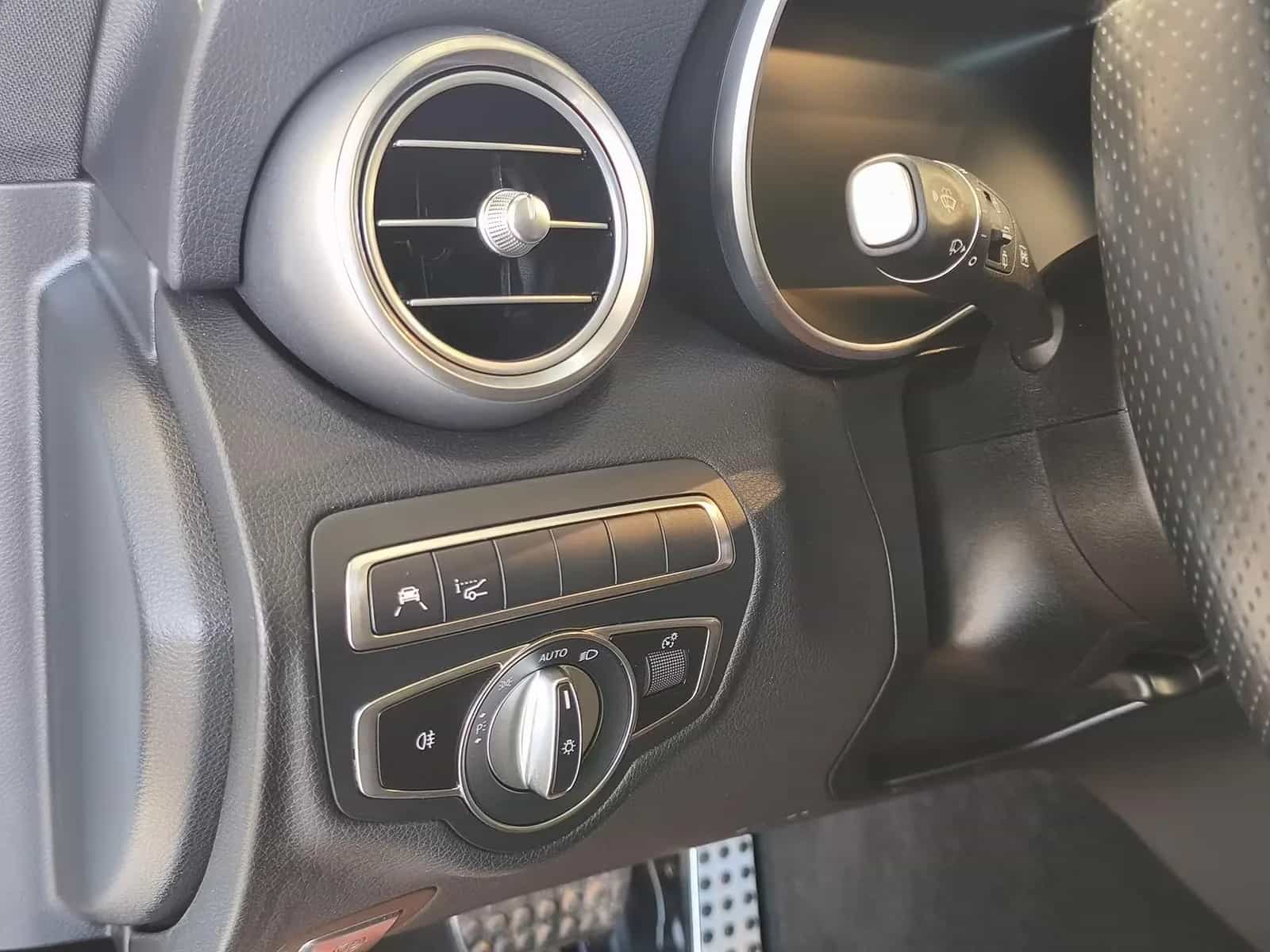 Mercedes-Benz C-Class 300 07/2020-photo-14