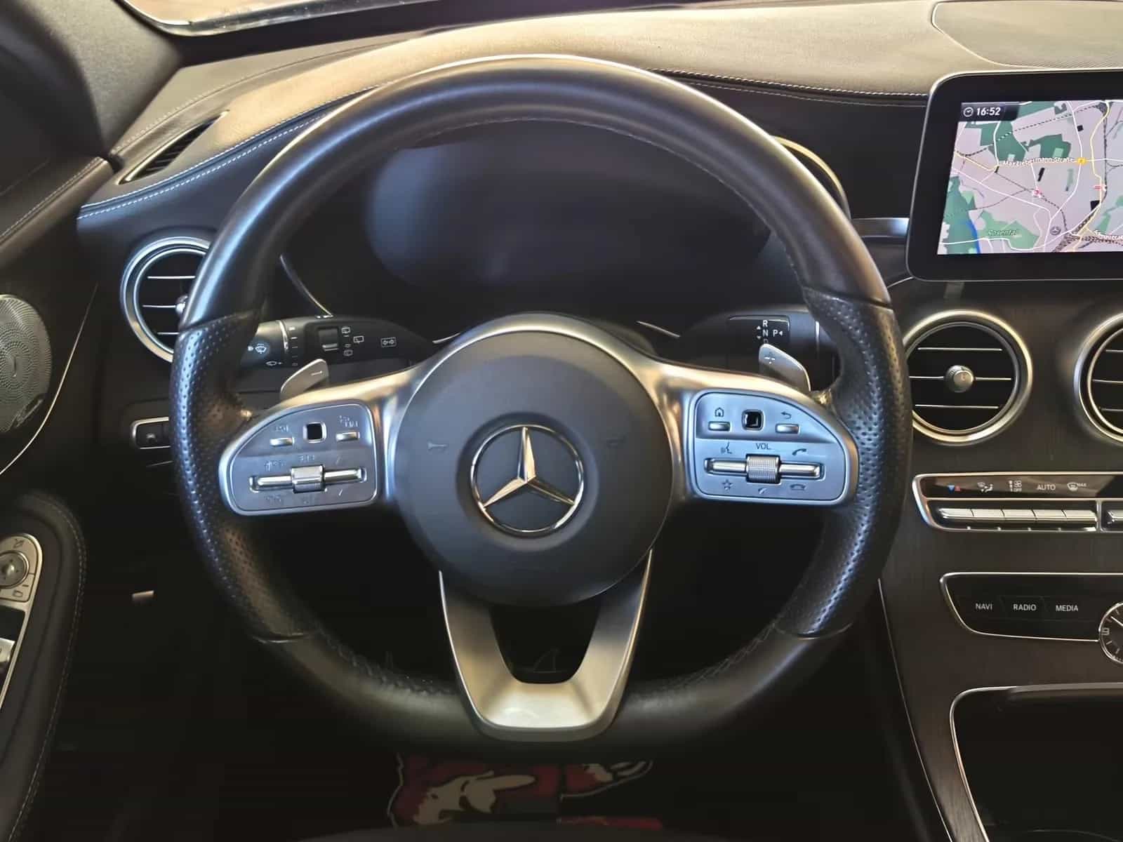 Mercedes-Benz C-Class 300 07/2020-photo-18