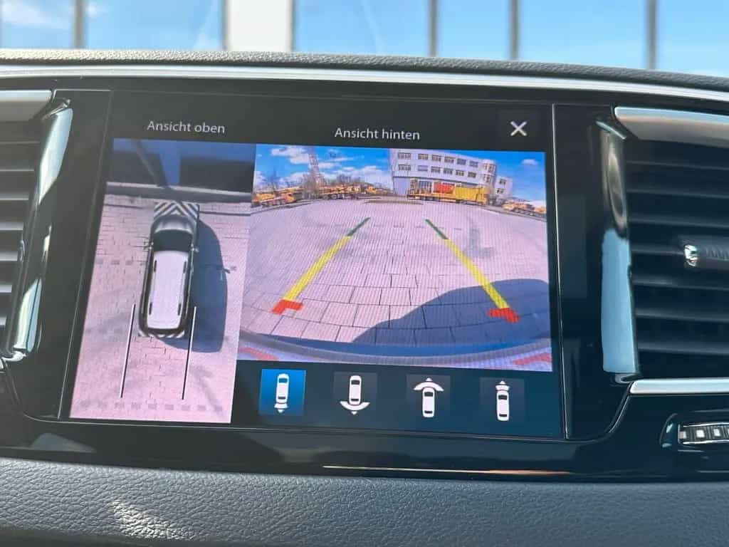 Chrysler Pacifica Launch Edition AWD 10/2020-photo-12