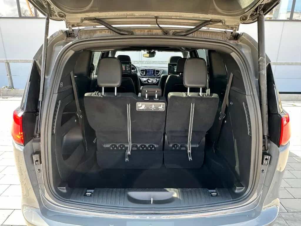 Chrysler Pacifica Launch Edition AWD 10/2020-photo-18