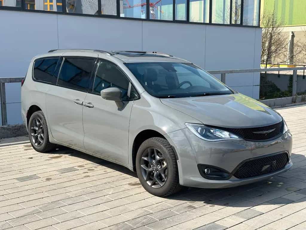 Chrysler Pacifica Launch Edition AWD 10/2020-photo-2
