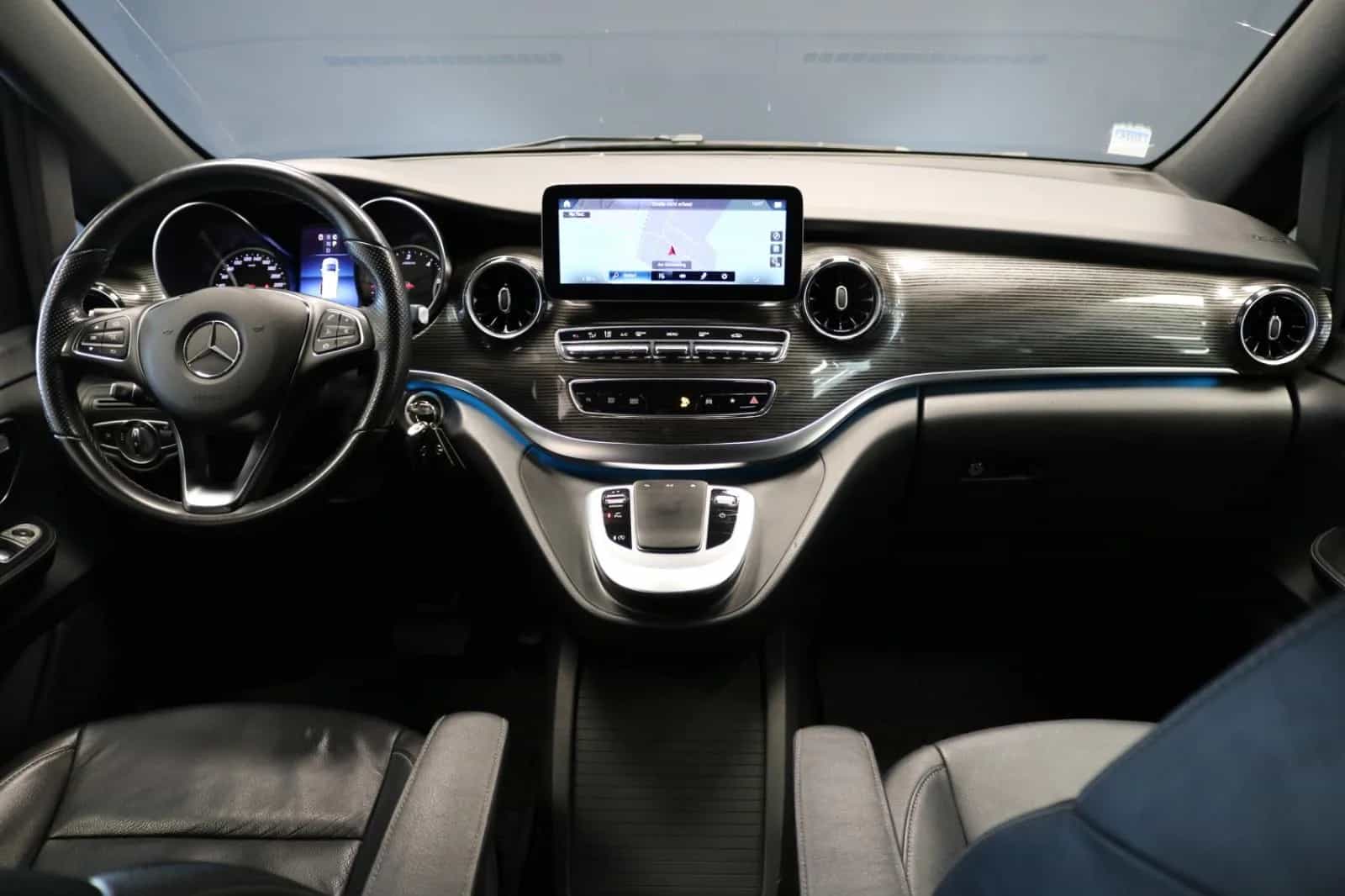 Mercedes-Benz V-Class 250 09/2021-photo-17