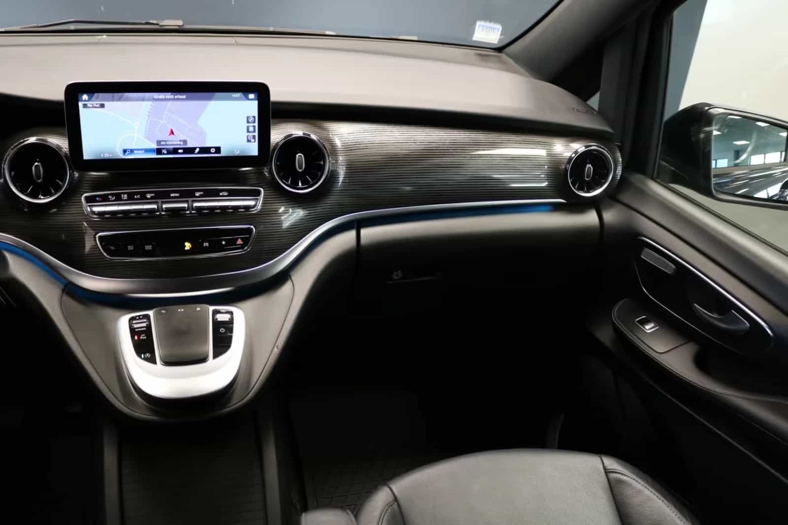 Mercedes-Benz V-Class 250 09/2021-photo-19