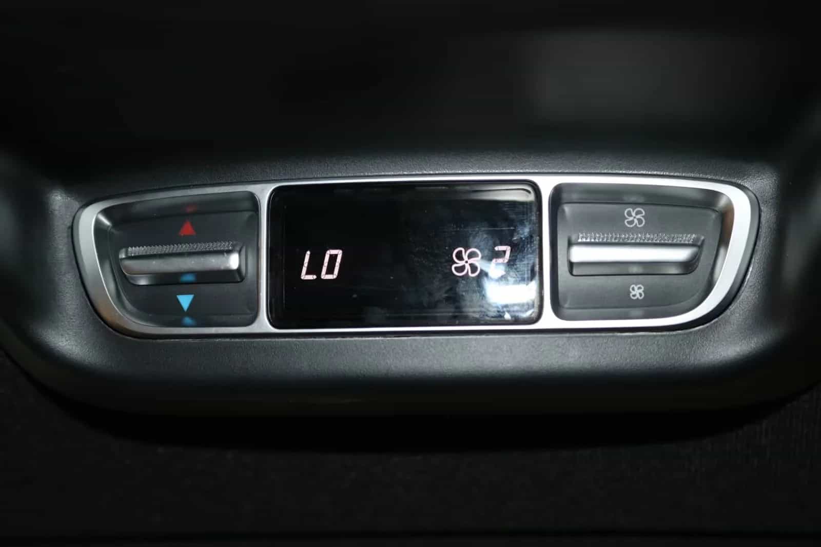 Mercedes-Benz V-Class 250 09/2021-photo-22