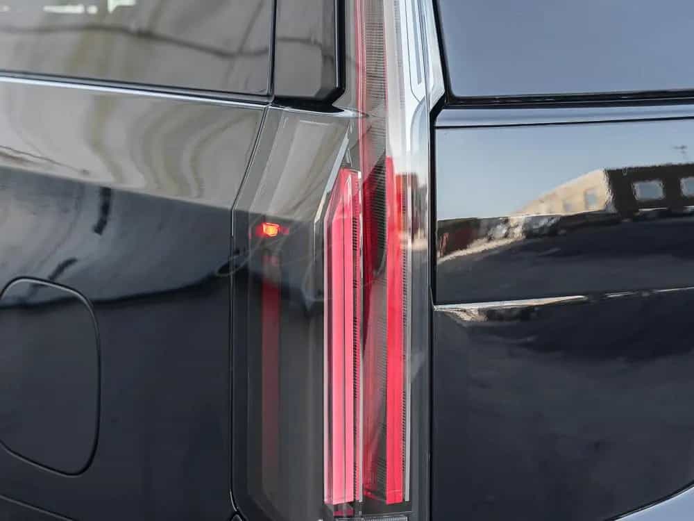Cadillac Escalade 2026 ESV V-Series € 184500 HC INTERNATIONAL null-photo-35