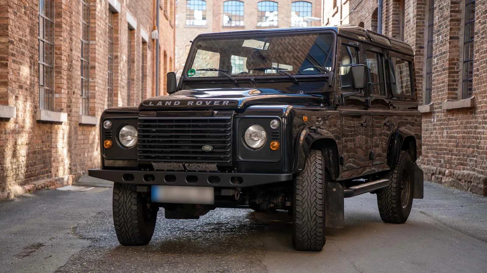 Land Rover Defender 11/2012-photo-1
