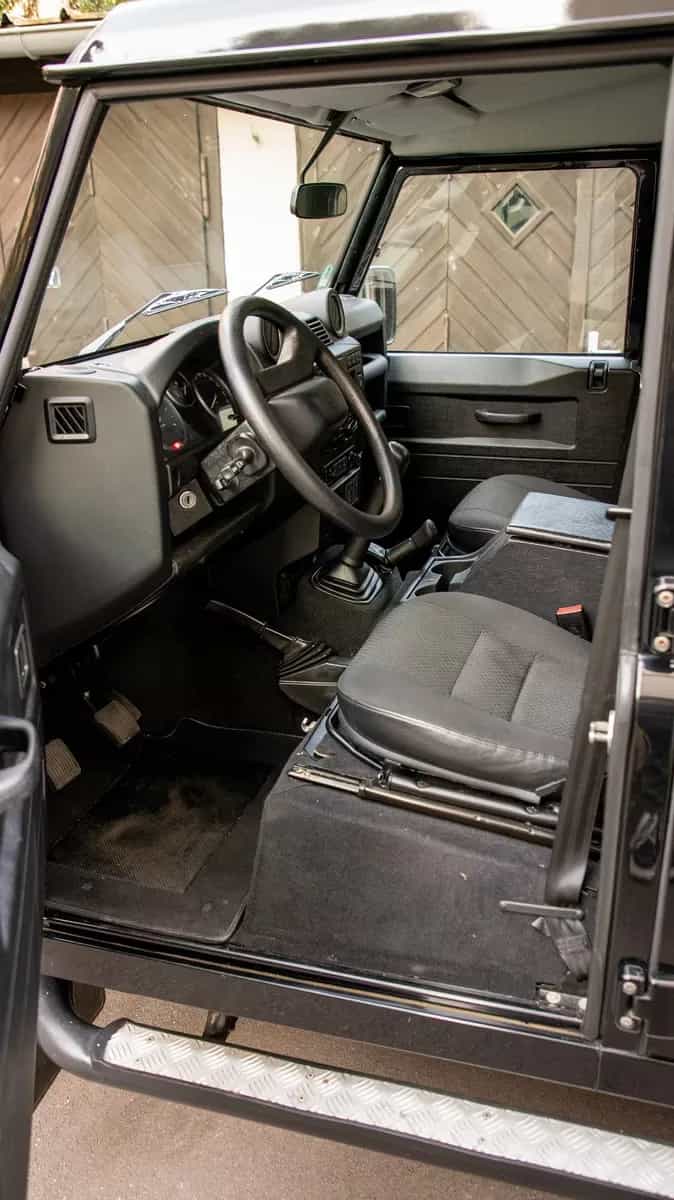 Land Rover Defender 11/2012-photo-6