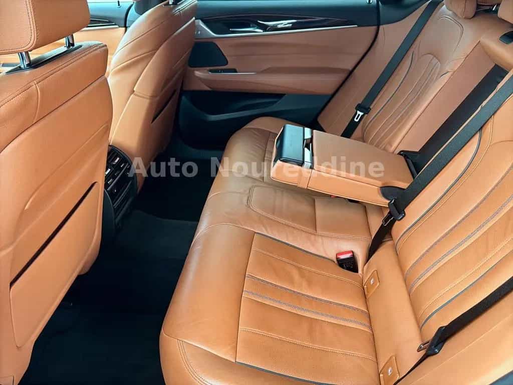 BMW 6 Series 630i Gran Turismo *M-Sportpaket*M-Paket*Deutsch* 11/2018-photo-31