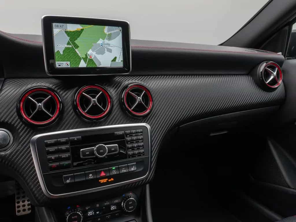 Mercedes-Benz A-Class 45 AMG Performance 4Matic Aero H/K Kamera Navi 04/2015-photo-19
