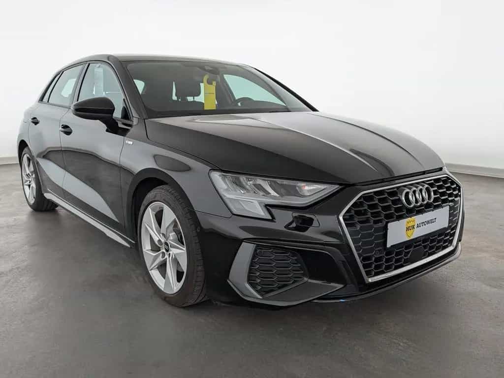 Audi A3 30 2.0 TDI Sportback S line LED+NAVI+SHZ+RFK+ 02/2022-photo-4