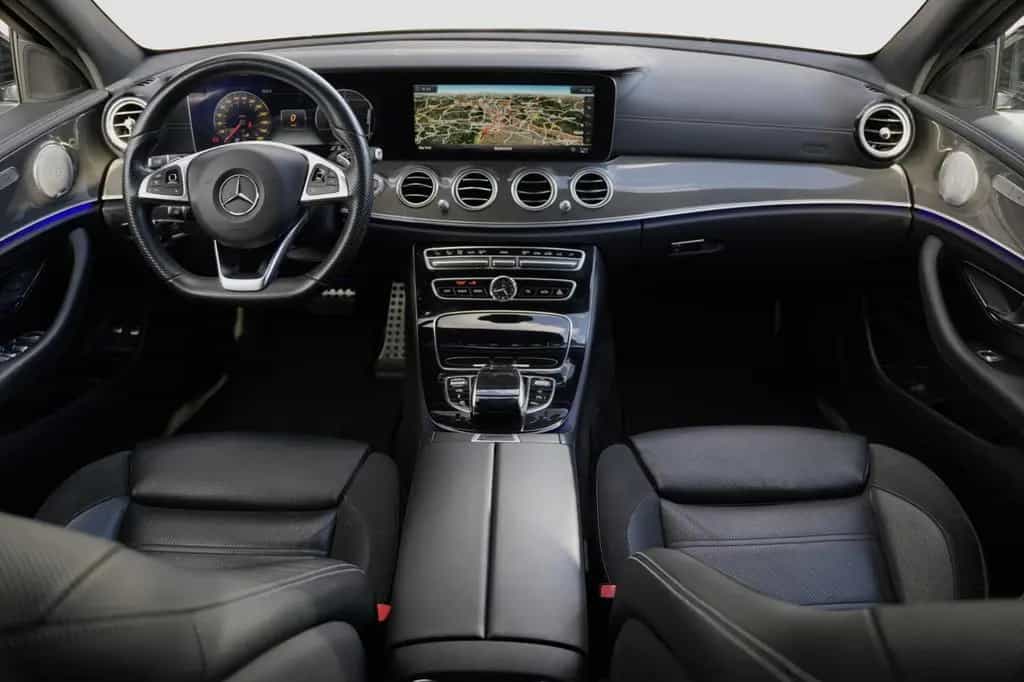 Mercedes-Benz E-Class 43 AMG E T-Modell E 43 AMG 4Matic/PANO/LUFT 02/2018-photo-12