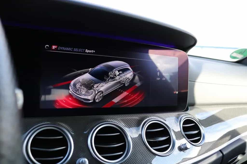Mercedes-Benz E-Class 43 AMG E T-Modell E 43 AMG 4Matic/PANO/LUFT 02/2018-photo-26