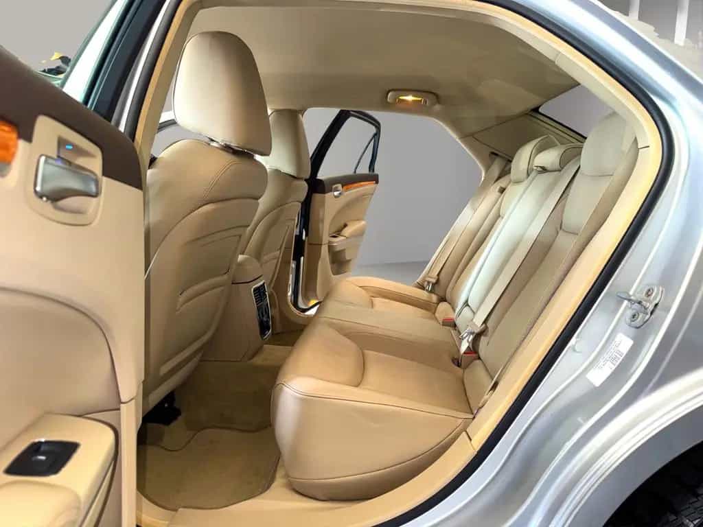 Lancia Thema 3.0 V6 CRD*LEDER/BEIGE*SITZKLIMA/NAVI* 03/2013-photo-14