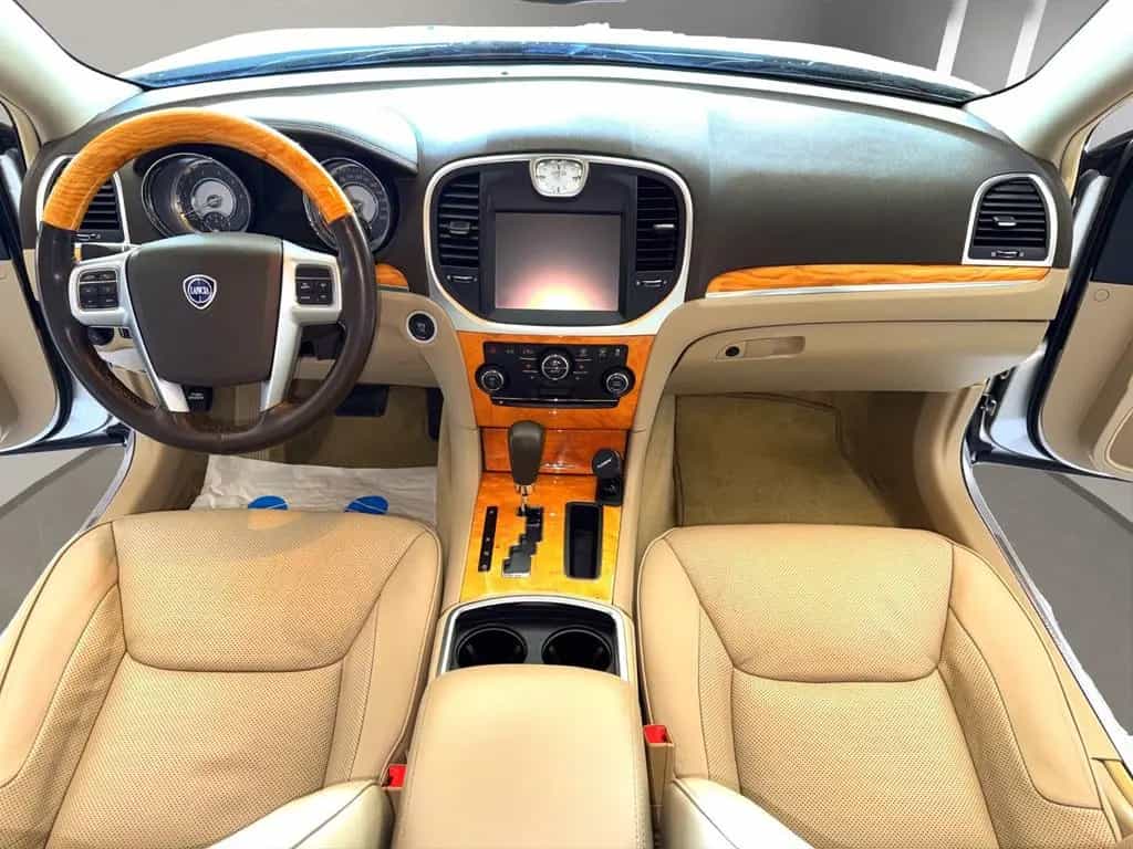 Lancia Thema 3.0 V6 CRD*LEDER/BEIGE*SITZKLIMA/NAVI* 03/2013-photo-15
