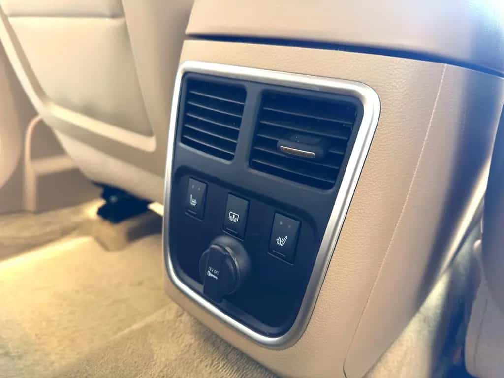 Lancia Thema 3.0 V6 CRD*LEDER/BEIGE*SITZKLIMA/NAVI* 03/2013-photo-20