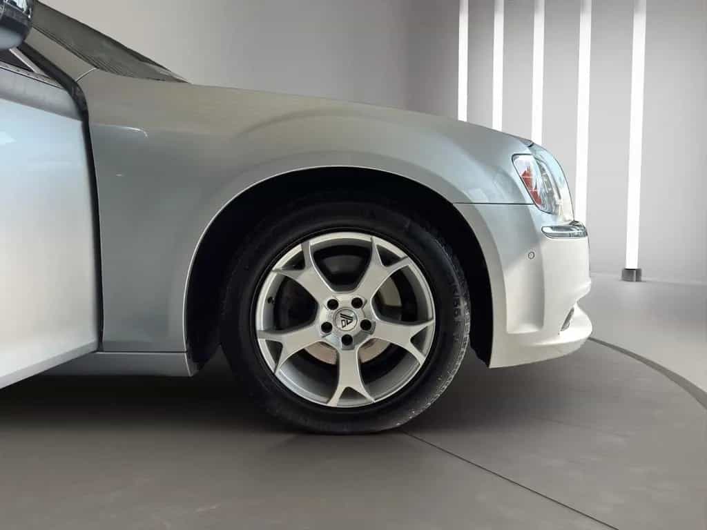 Lancia Thema 3.0 V6 CRD*LEDER/BEIGE*SITZKLIMA/NAVI* 03/2013-photo-9