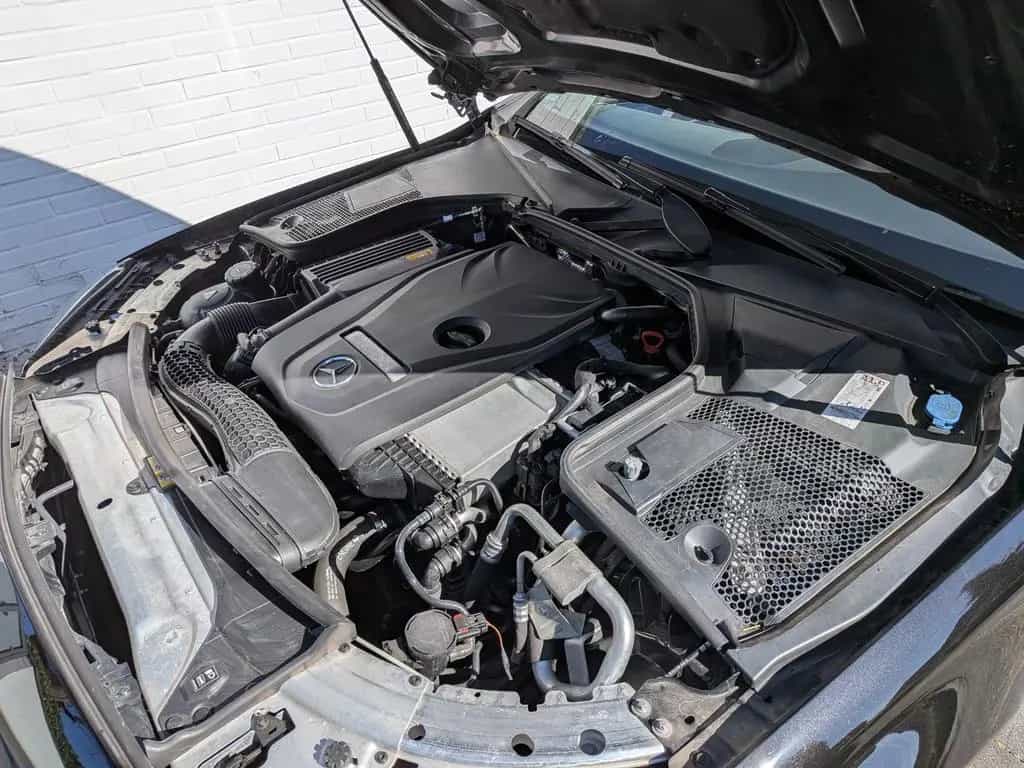 Mercedes-Benz C-Class 180 -AMG-Line In- & Exterieur, Top-Ausstattung 11/2018-photo-9