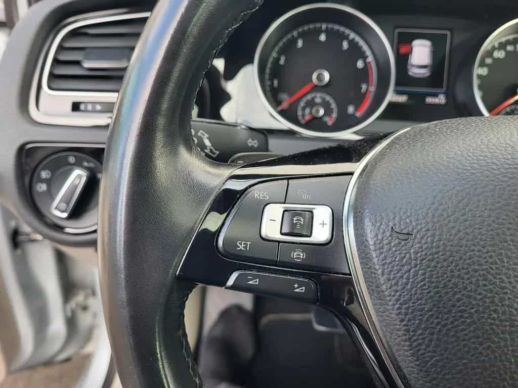 Volkswagen Golf VII Lim. Highline BMT/Start-Stopp 01/2019-photo-36