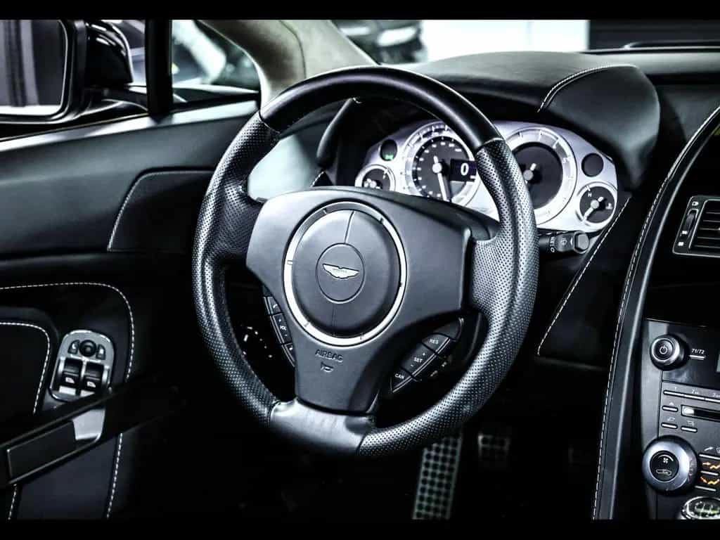 Aston Martin V8 Vantage VANTAGE ROADSTER 4.7 436°MANUAL°NAVI° 03/2014-photo-13