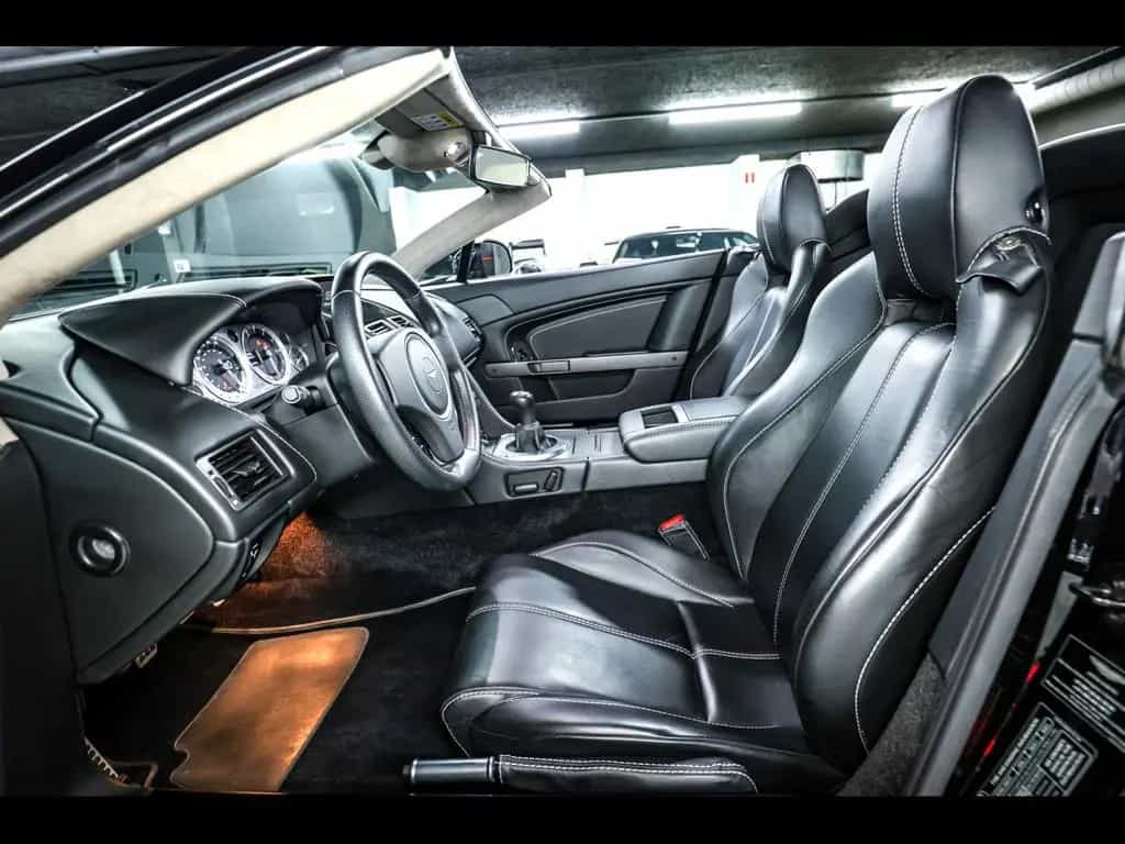 Aston Martin Vantage ROADSTER 4.7 436°MANUAL°NAVI°PDC 03/2014-photo-9