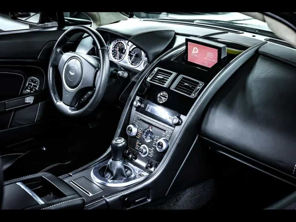 Aston Martin Vantage ROADSTER 4.7 436°MANUAL°NAVI°PDC 03/2014-photo-10