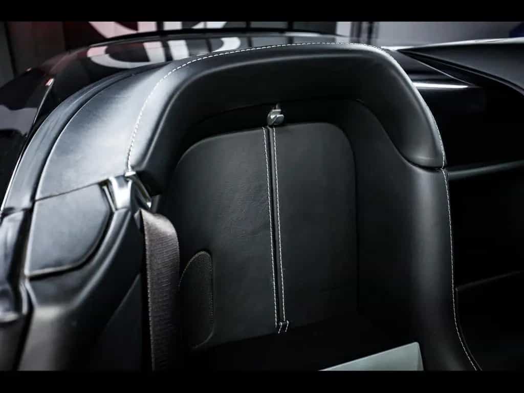 Aston Martin Vantage ROADSTER 4.7 436°MANUAL°NAVI°PDC 03/2014-photo-18