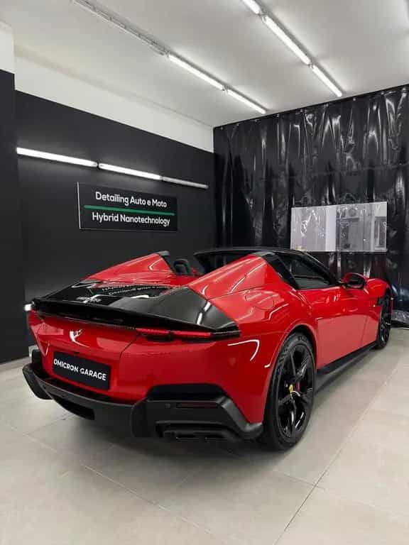 Ferrari 12Cilindri Spider 08/2025-photo-4