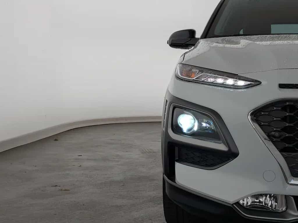 Hyundai KONA 1.6 T-GDI Premium 2WD LEDER+LED+NAV+SHZ+AHK 05/2020-photo-2