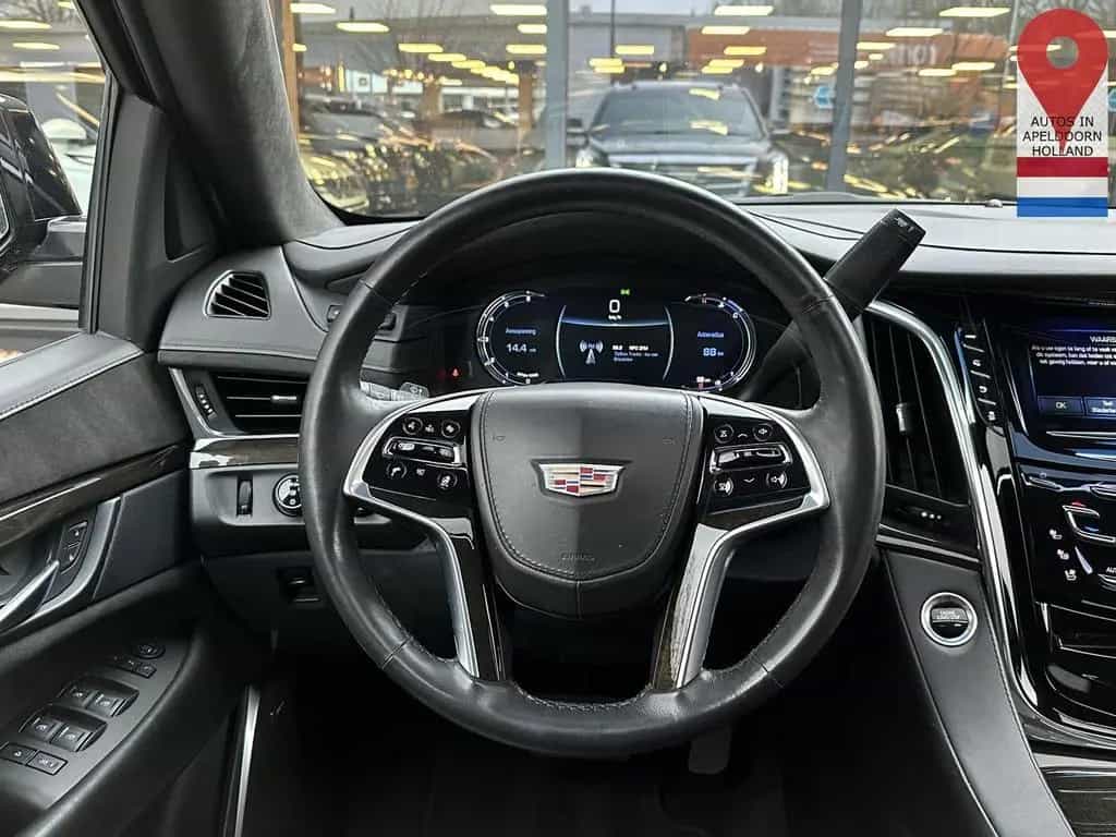 Cadillac Escalade 6.2 V8 Platinum Schiebedach Adapt. Crui 01/2018-photo-18