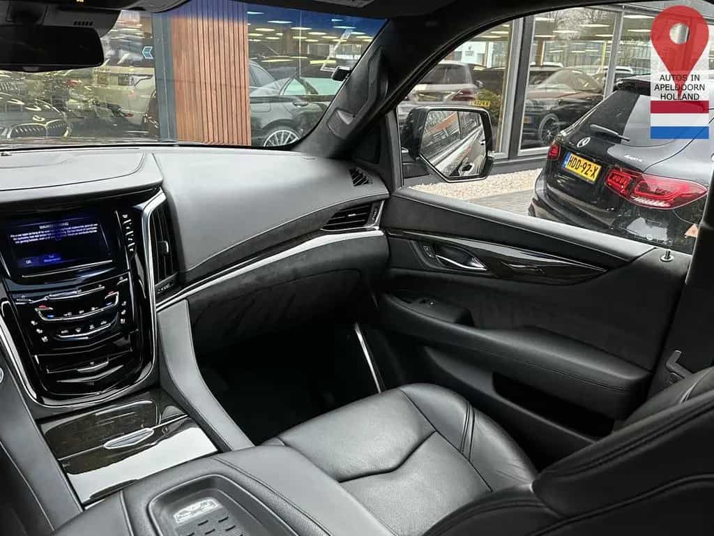 Cadillac Escalade 6.2 V8 Platinum Schiebedach Adapt. Crui 01/2018-photo-21