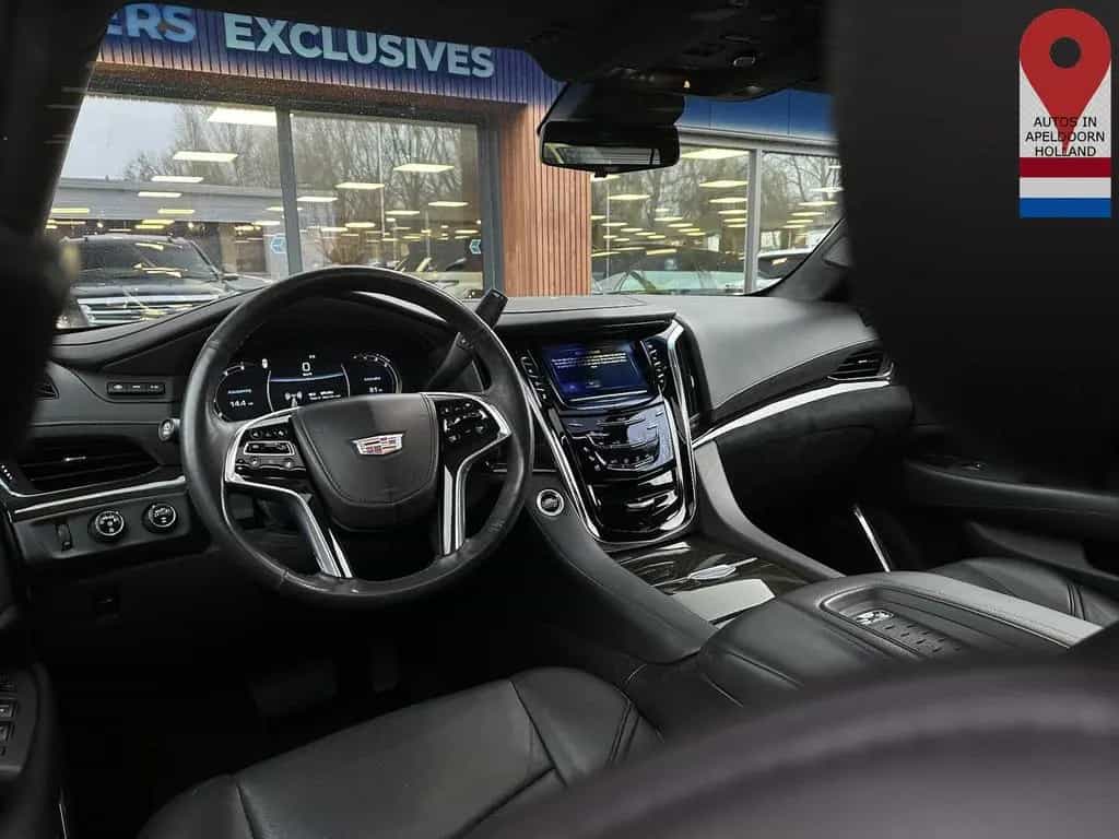 Cadillac Escalade 6.2 V8 Platinum Schiebedach Adapt. Crui 01/2018-photo-4