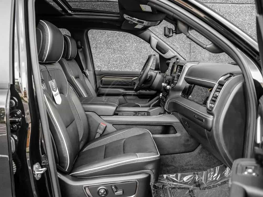 Dodge 2026 Limited € 78290 HC INTERNATIONAL null-photo-8