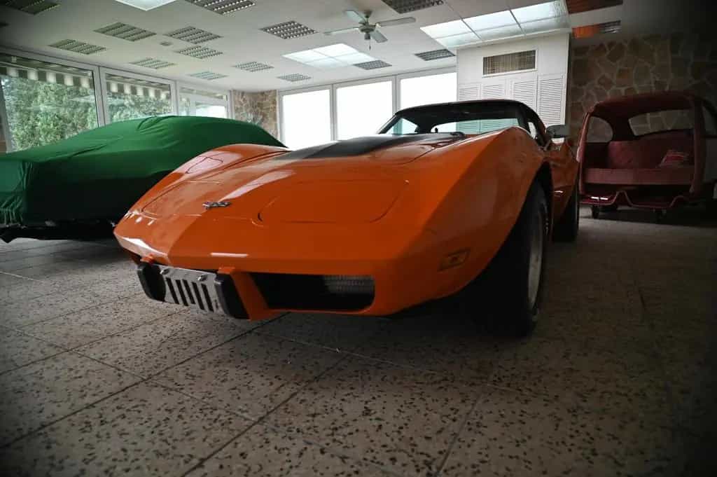 Corvette C3 01/1977-photo-2