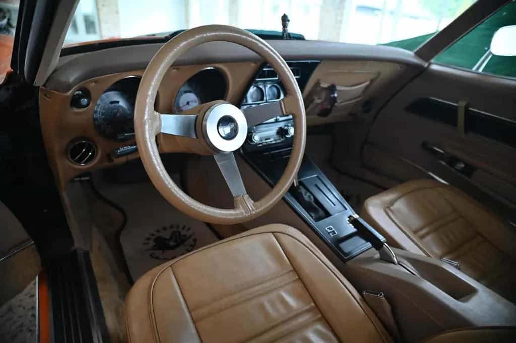 Corvette C3 01/1977-photo-9